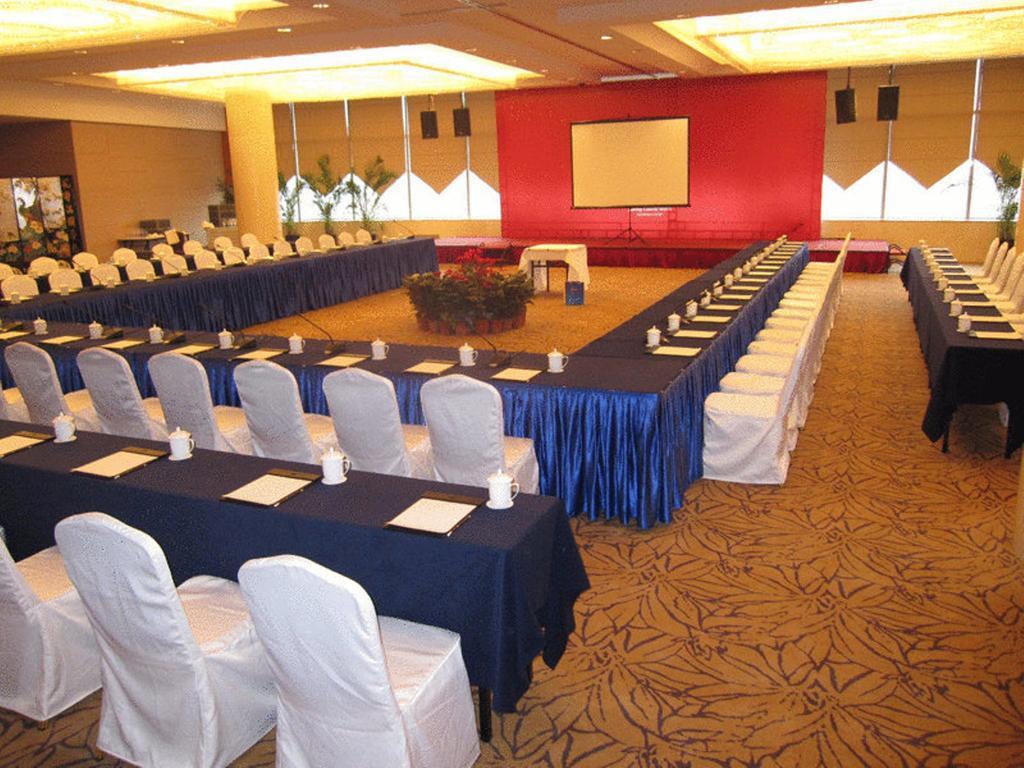 Glarun Jinling Hotel Nanjing  Exterior foto