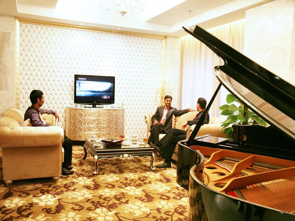 Glarun Jinling Hotel Nanjing  Exterior foto